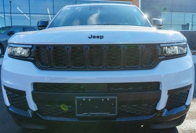 new 2025 Jeep Grand Cherokee L car, priced at $41,999