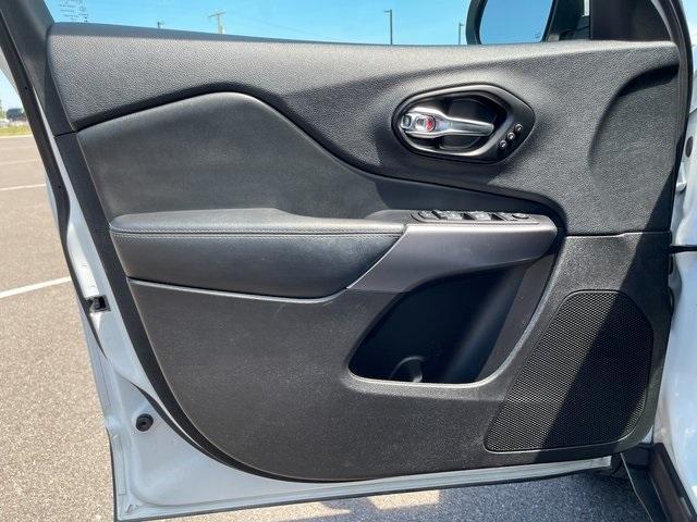 used 2021 Jeep Cherokee car, priced at $23,499