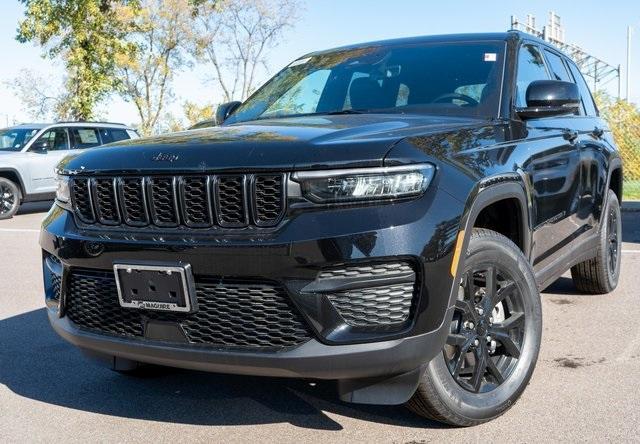 new 2025 Jeep Grand Cherokee car, priced at $41,749