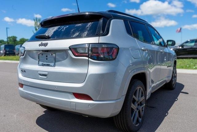 new 2024 Jeep Compass car, priced at $27,729