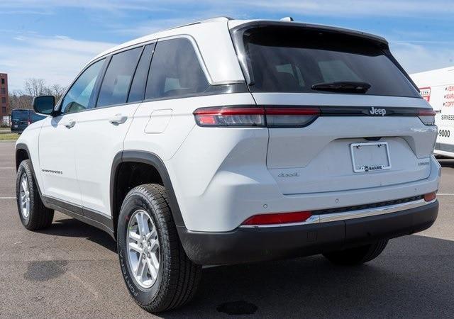 new 2025 Jeep Grand Cherokee car, priced at $40,125