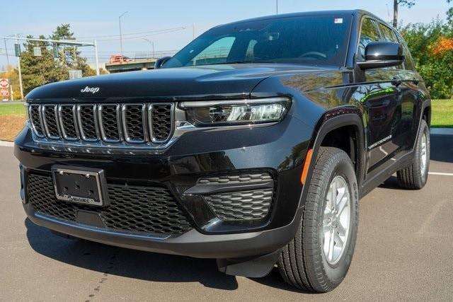 new 2025 Jeep Grand Cherokee car, priced at $39,499