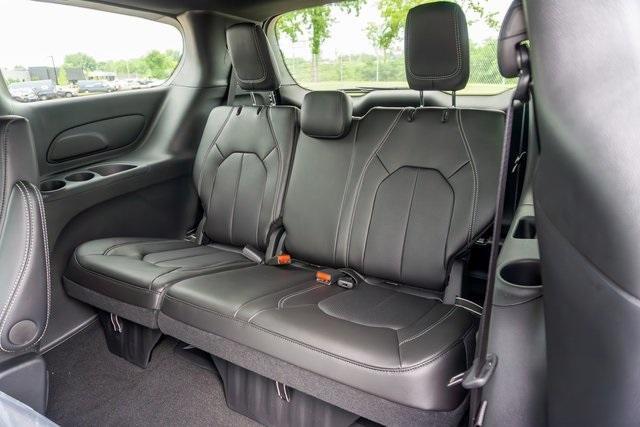 new 2025 Chrysler Pacifica car, priced at $43,147
