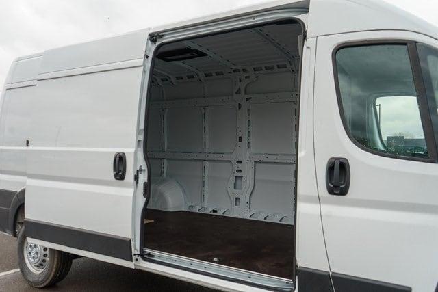 new 2024 Ram ProMaster 3500 car, priced at $56,499