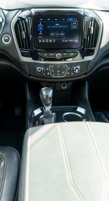 used 2021 Chevrolet Traverse car, priced at $26,000