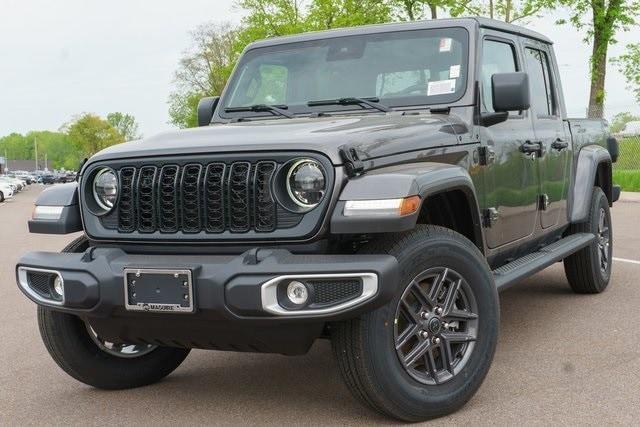 new 2025 Jeep Gladiator car, priced at $49,283