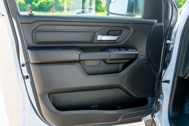 new 2025 Ram 1500 car, priced at $47,139