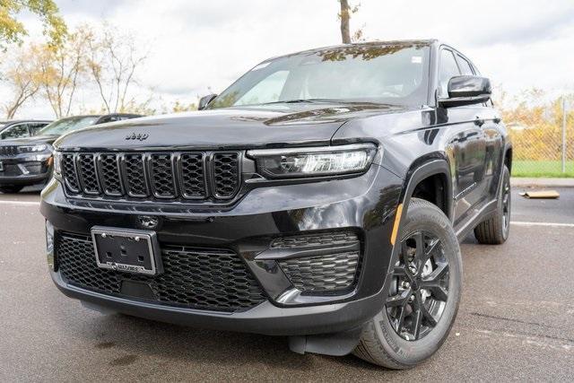 new 2025 Jeep Grand Cherokee car, priced at $41,249
