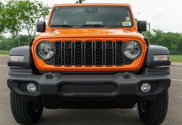 new 2025 Jeep Wrangler car, priced at $47,286