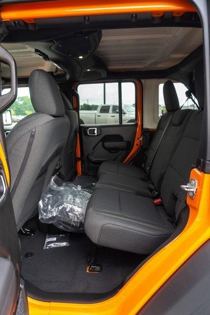new 2025 Jeep Wrangler car, priced at $47,286