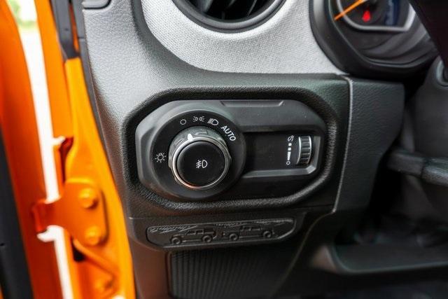 new 2025 Jeep Wrangler car, priced at $47,286
