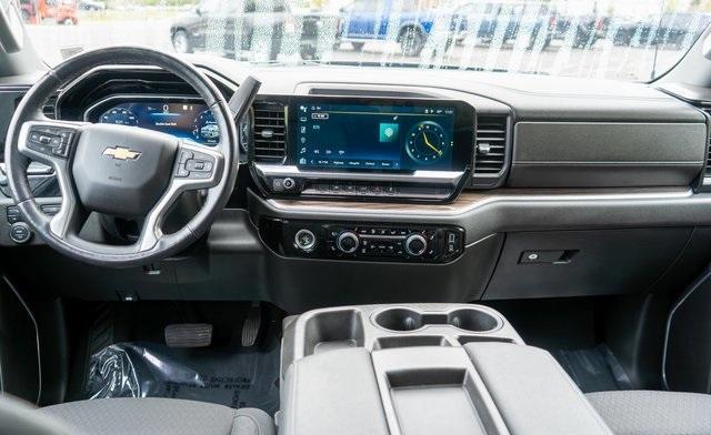 used 2022 Chevrolet Silverado 1500 car, priced at $32,999