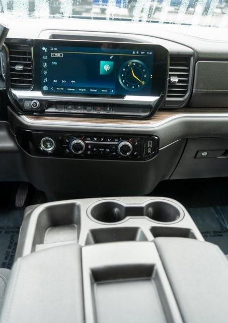 used 2022 Chevrolet Silverado 1500 car, priced at $32,999