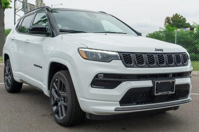 new 2025 Jeep Compass car, priced at $34,707