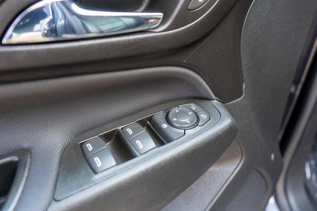 used 2022 Chevrolet Equinox car, priced at $22,499