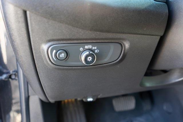 used 2022 Chevrolet Equinox car, priced at $22,499