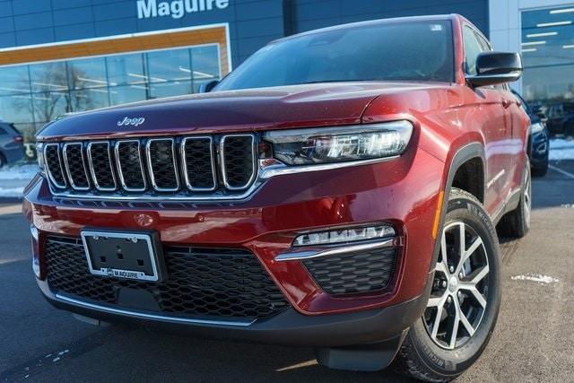 new 2025 Jeep Grand Cherokee car, priced at $44,499