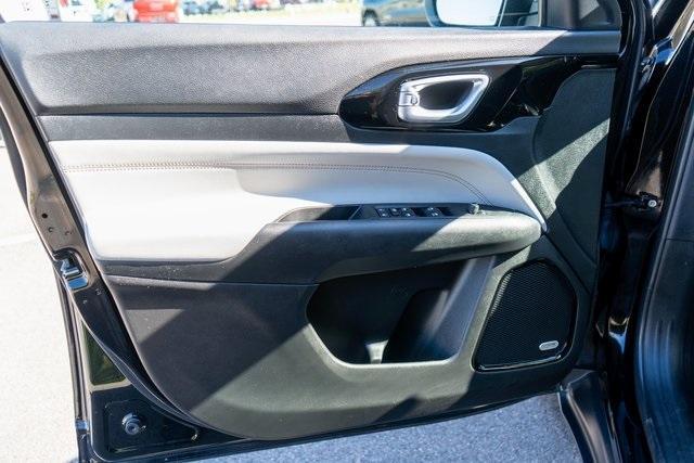 used 2022 Jeep Compass car, priced at $21,999