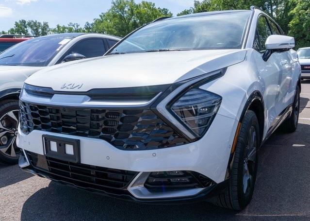 used 2023 Kia Sportage Hybrid car, priced at $30,000