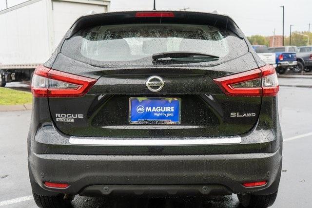 used 2022 Nissan Rogue Sport car, priced at $22,999