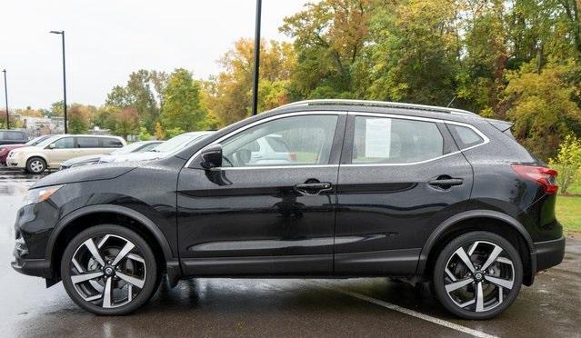 used 2022 Nissan Rogue Sport car, priced at $22,999