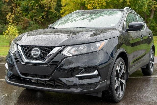 used 2022 Nissan Rogue Sport car, priced at $22,999