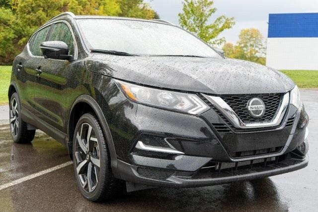 used 2022 Nissan Rogue Sport car, priced at $22,999