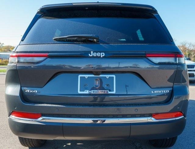 new 2025 Jeep Grand Cherokee car, priced at $46,809