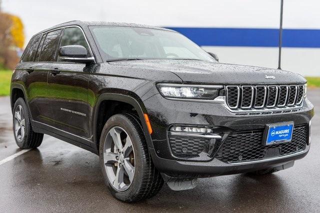 used 2023 Jeep Grand Cherokee car, priced at $35,000