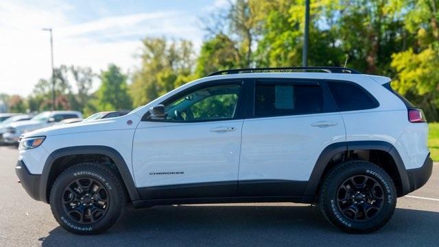 used 2022 Jeep Cherokee car, priced at $25,999