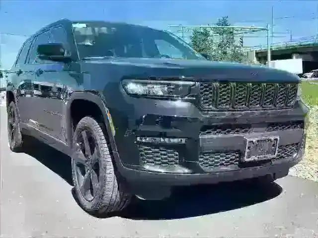 new 2024 Jeep Grand Cherokee L car, priced at $48,499