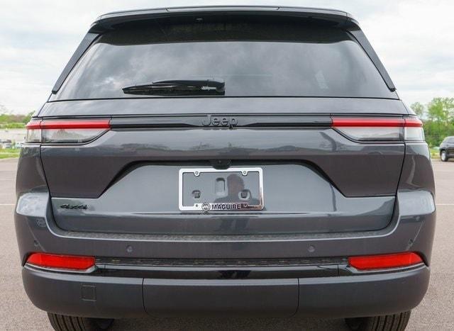 new 2025 Jeep Grand Cherokee car, priced at $46,230