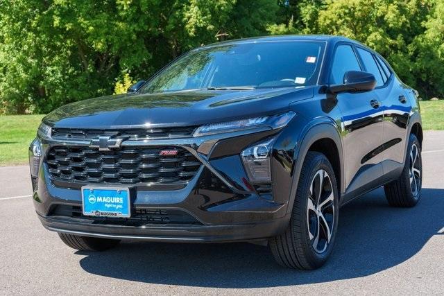 used 2025 Chevrolet Trax car, priced at $22,999