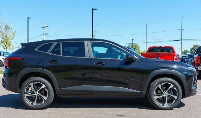 used 2025 Chevrolet Trax car, priced at $22,999