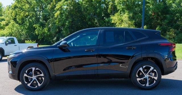 used 2025 Chevrolet Trax car, priced at $22,999