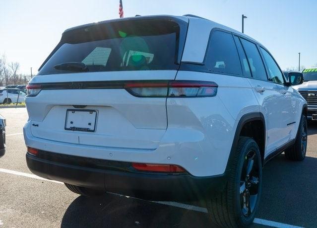 new 2025 Jeep Grand Cherokee car, priced at $44,331