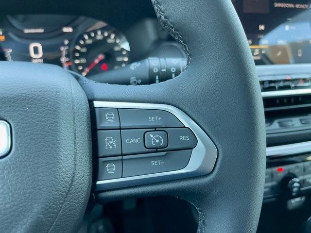 new 2025 Jeep Compass car, priced at $36,999