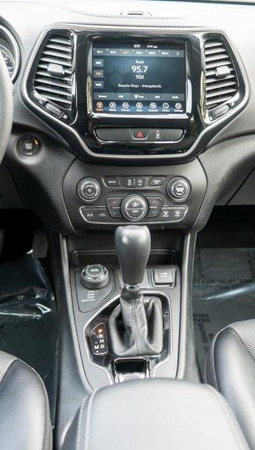 used 2022 Jeep Cherokee car, priced at $24,999