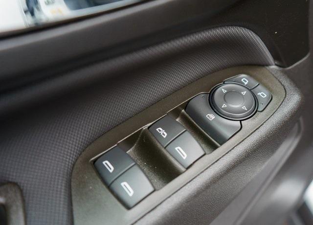used 2024 Chevrolet Equinox car, priced at $29,999