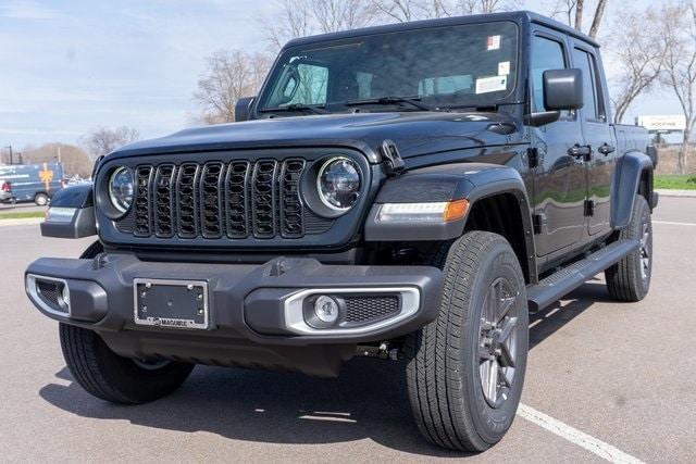 new 2025 Jeep Gladiator car, priced at $46,783