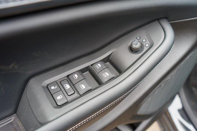 new 2025 Jeep Grand Cherokee car, priced at $42,920