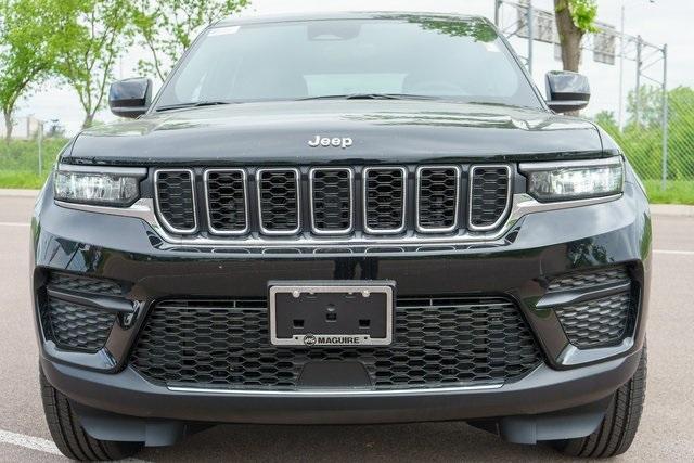 new 2025 Jeep Grand Cherokee car, priced at $42,920