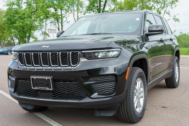 new 2025 Jeep Grand Cherokee car, priced at $42,920
