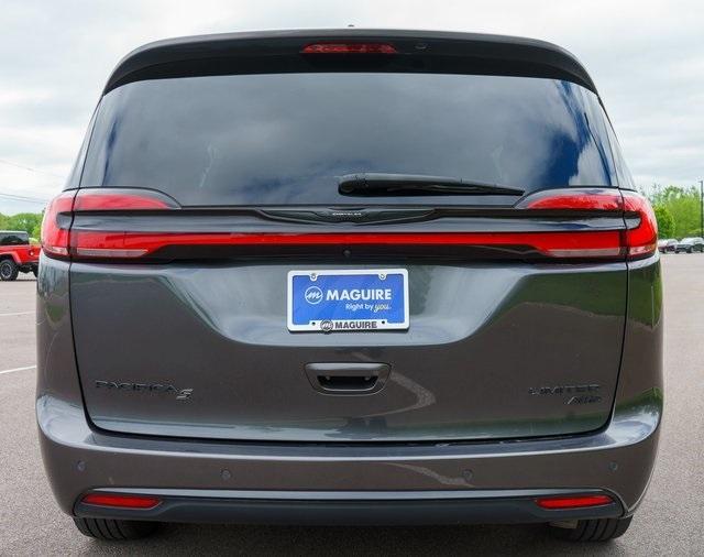 used 2022 Chrysler Pacifica car, priced at $34,999