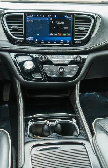 used 2022 Chrysler Pacifica car, priced at $34,999