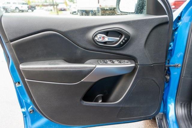 used 2022 Jeep Cherokee car, priced at $22,999