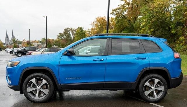 used 2022 Jeep Cherokee car, priced at $22,999