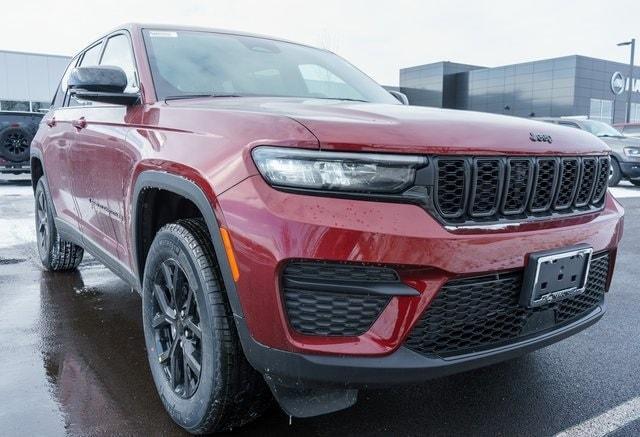 new 2025 Jeep Grand Cherokee car, priced at $46,530