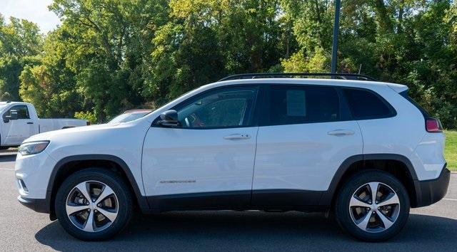 used 2022 Jeep Cherokee car, priced at $25,999
