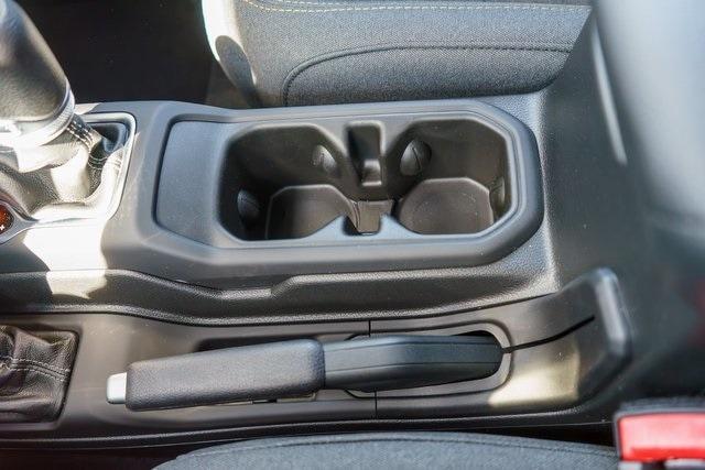new 2025 Jeep Wrangler car, priced at $42,915